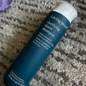 Living Proof Clarifying detox Shampoo